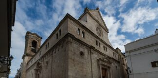 Mola di Bari, un borgo marinaro tra chiese, castelli e… sedie – La Via Francigena destinazione Roma, l’11ª tappa dal Sud chiesa matrice mola di bari