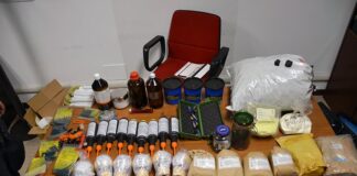 Esplosioni nel quartiere Laghetto di Vicenza, arrestato dalla Polizia un 46enne: in casa esplosivi, armi e droga esplosioni al laghetto di vicenza armi munizioni droga