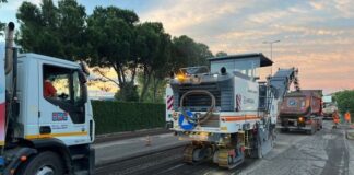 Viale Aldo Moro Vicenza, lavori di asfaltatura lato caserma Ederle viale aldo moro vicenza