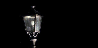 Malo, lampioni spenti di notte e fino all’alba per contrastare il caro energia lampioni spenti