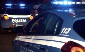 Rossano Veneto, getta la droga nell’aiuola al passaggio della Polizia: denunciato un ventenne centri massaggi porto d'armi revocato thiene albanese ordini di allontanamento rossano veneto