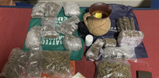 Valdagno, arrestati dai carabinieri coppia di pusher: in casa sostanze stupefacenti e oltre 22mila euro coppia di pusher arrestati droga soldi