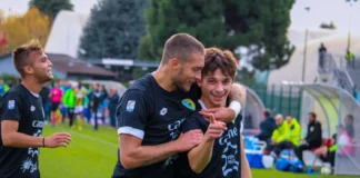 Sangiuliano City – Fc Arzignano Valchiampo 1-2: importante vittoria con reti di Cariolato e Parigi Cariolato esulta dopo gol dell'Fc Arzignano Valchiampo