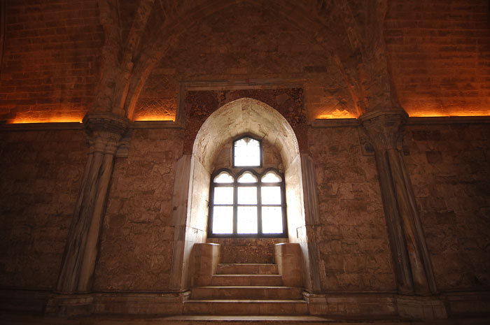 Castel del monte interno