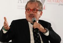 Roberto Maroni, l’omaggio dei leghisti veneti: “Autonomia in suo nome” Roberto Maroni