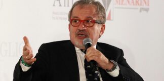 Roberto Maroni, l’omaggio dei leghisti veneti: “Autonomia in suo nome” Roberto Maroni