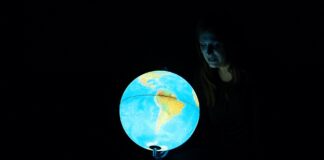 Saluti dalla Terra, spettacolo del Teatro dell’Orsa a Valdagno Saluti dalla Terra