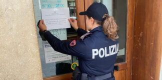 Bar Ai due Calici di Vicenza chiuso un mese dopo la rissa nel weekend scorso bar ai due calici vicenza chiuso rissa