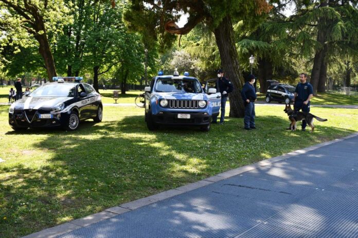 controlli della polizia a Vicenza rapinatore arrestato