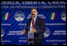 Atto vandalico di UG a Palazzo Madama. De Carlo: “Vandali, non eroi. Vengano a Calalzo a pulire le strade” Luca De Carlo atto vandalico disturbi alimentari fratelli d'Italia congressi