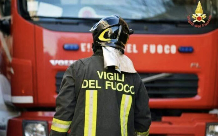 appartamento in fiamme