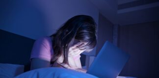 Violenza digitale contro le donne: I risultati del progetto europeo Destalk violenza digitale