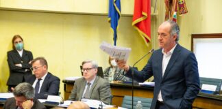 Bilancio del Veneto ok in Consiglio: no aumento Irpef, quasi 10 miliardi di euro alla Sanità bilancio veneto Luca Zaia, presidente Giunta del Veneto, in Consiglio regione Veneto