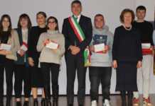 Borse di studio, premiati 19 studenti dall’Amministrazione comunale di Montebello Vicentino borse di studio montebello vicentino