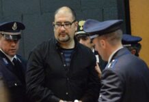 Caso Cospito, il magistrato Giovanni Schiavon al ministro Nordio: per difendere lo Stato ricorra all’alimentazione forzata caso Delmastro e Alfredo Cospito (foto Il Riformista)