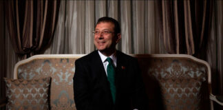 Un tribunale turco condanna al carcere il rivale di Erdogan per insulti a funzionari pubblici Ekrem Imamoglu