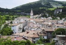 Pescocostanzo e Roccaraso in Abruzzo, paradisi degli sciatori nel centro Italia Pescocostanzo, Panorama dall'Eremo di Sant'Antonio, ph. Simona Servillo
