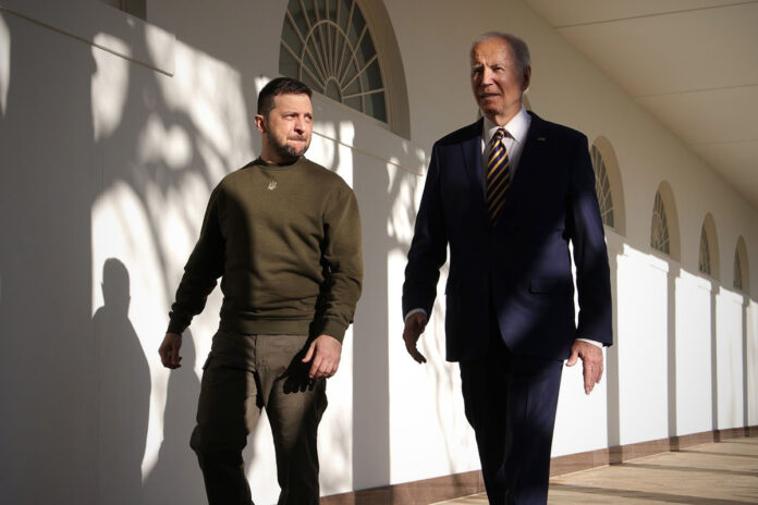 Zelensky e Biden