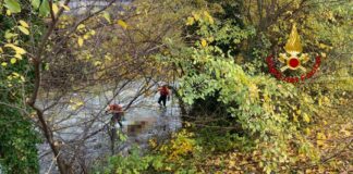 Chiampo, cadavere di un uomo nel torrente recuperato dai vigili del fuoco chiampo cadavere uomo torrente