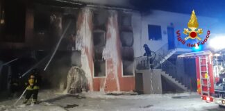 Fiamme nella notte a Valdagno, incendio distrugge una abitazione: nessun ferito fiamme nella notte