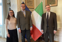 Concetto Armonico in Ambasciata Italiana ad Oslo: Andrea Castello vi porta Vicenza e i suoi molteplici progetti artistici Concetto Armonico a Oslo: Andrea Castello con l'ambasciatore Italiano ad Oslo Stefano Nicoletti e la direttrice dell’Istituto Italiano di Cultura Raffaella Giampaola