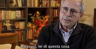 Report: su Rai 3 intercettazioni di Zaia contro Crisanti: “stiamo per portarlo allo schianto”. Il microbiologo ora senatore valuta azioni legali Un fermo immagine del professor Crisanti durante la puntata di Report del 2 gennaio