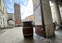 Centro storico, botti vietate. Nicolai (CC): “L’ennesimo assurdo regolamento contro i vicentini di un assessore con la testa a Roma Le botti del centro di Vicenza (foto Il Giornale di Vicenza