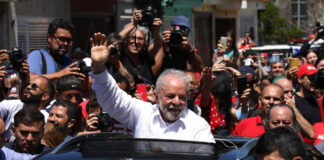 Lula diventa presidente del Brasile mentre Bolsonaro è in Florida Lula