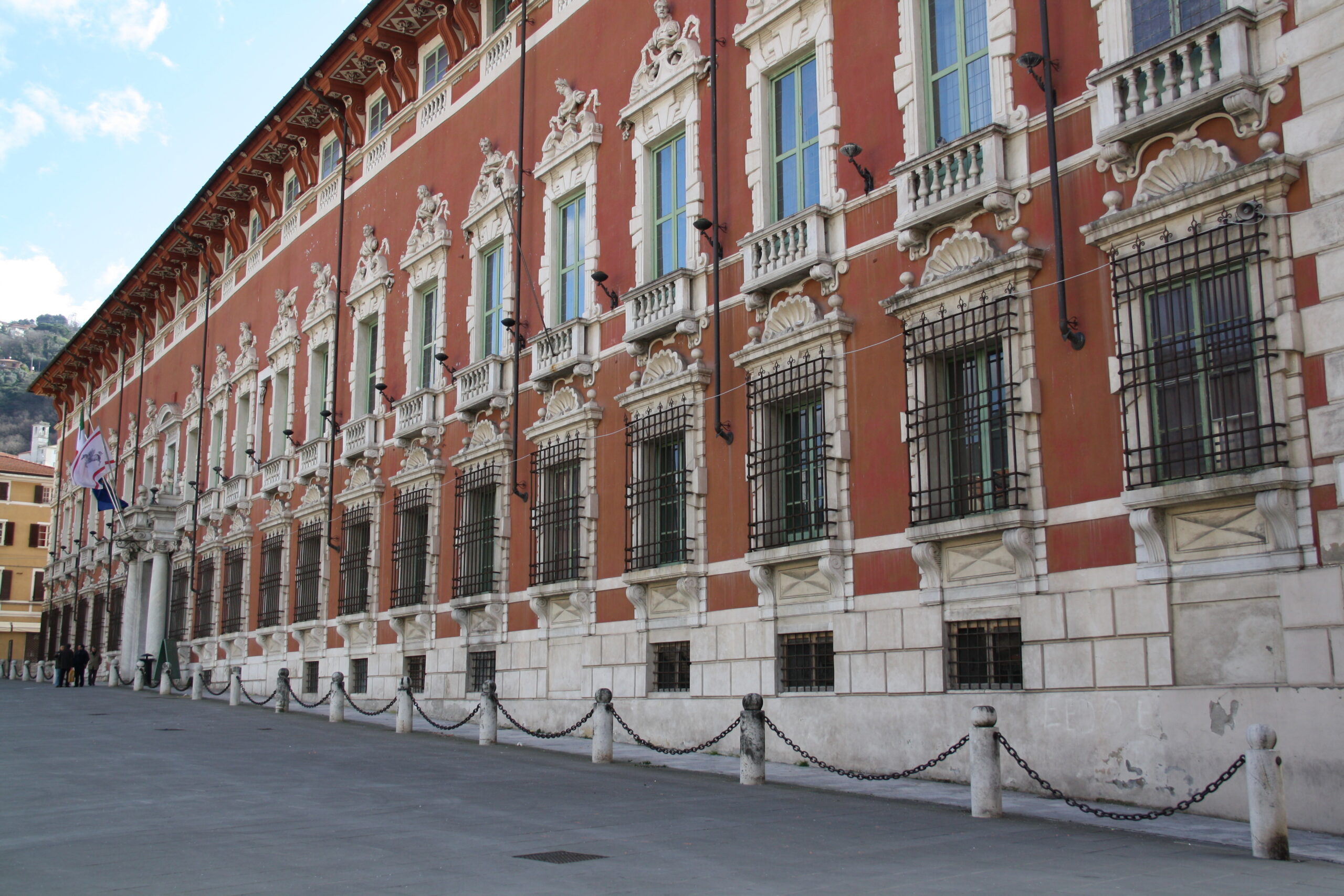 Massa_Palazzo_Ducale_02