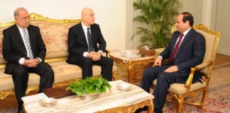 Il Presidente dell’Egitto Abdel Fattah el-Sisi incontra l’Amministratore Delegato di Eni Claudio Descalzi Presidente dell'Egitto Abdel Fattah El-Sisi e l'Amministratore Delegato di En, Claudio Descalzi