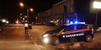 Trissino, in Via Pranovi auto fa cadere un palo su cui piombano altri due mezzi: i carabinieri ristabiliscono la viabilità Trissino, incidente in Via Pranovi: carabinieri ripristianno viabilità