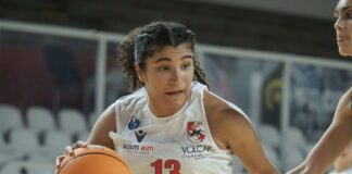 Impegno non facile per VelcoFin Interlocks Vicenza: deve vincere a Trieste per sperare ancora Velcofin Interlocks Vicenza, una fase di gioco contro Carugate