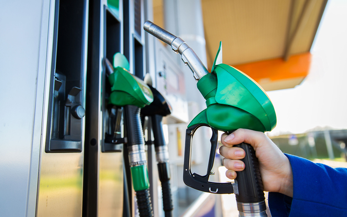 carburanti prezzi diesel benzina controlli ai distributori sciopero benzinai
