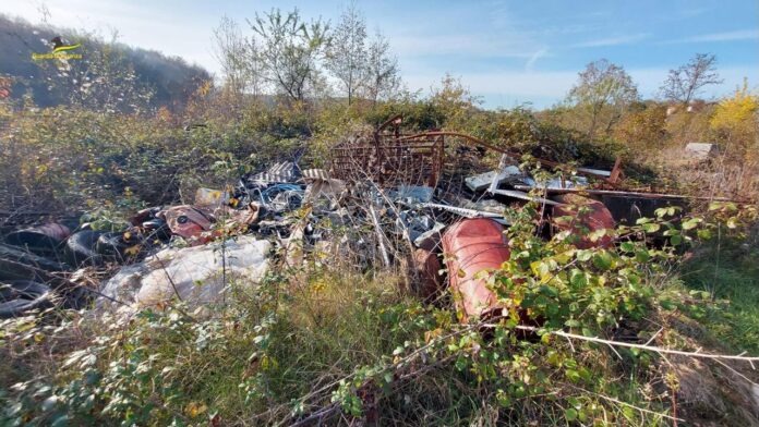 discarica a cielo aperto barbarano mossano zovencedo