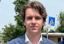 Vicenza, San Pio X. Senzatetto sotto il portico del centro anziani. Aldighieri: “Urge intervento per ripristinare decoro e sicurezza” Nicolò Stefano Aldighieri attività commerciali san pio x senzatetto