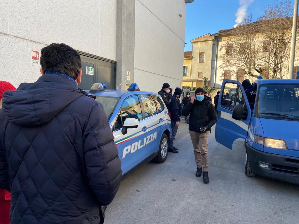 Via Torino a Vicenza, sgombero immobile abbandonato