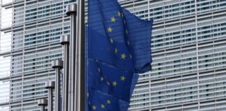 Compagnie telefoniche, Codici: “Bene richiamo Ue su aumento tariffe. Consumatori hanno diritto al recesso senza costi” compagnie telefonihce