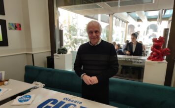Regionali Veneto: Claudio Cicero sostiene Maltauro (FI)… che era fuggito dagli estremismi della Lega. E Dalla Negra diventa democristiano Claudio Cicero ha presentato la sua candidatura a sindaco di Vicenza (foto di Gianni Poggi)