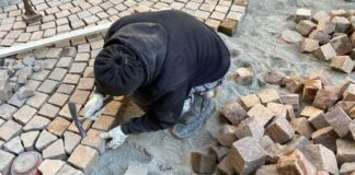 Porfido, per un paio di settimane i banchi di contra’ Garibaldi di Vicenza si spostano porfido