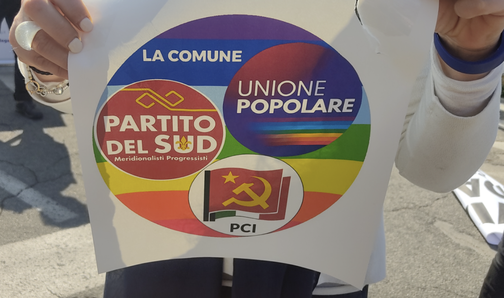 Il simbolo La Comune con Unione Popolare, Pci e Partito del Sud