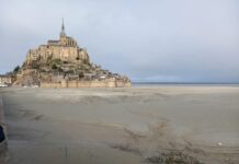 Mont-Saint-Michel, tappa del Liceo “Da Vinci” Bisceglie a Saint-Lo, Normandia 2023 Mont-Saint-Michel in Normandia