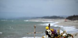 Strage di Cutro, familiari delle vittime vogliono fare causa allo Stato