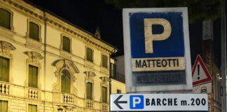 Scontro Comune di Vicenza con GPS: guerra sui parcheggi, Tar decide il futuro della sosta Totem parcheggi Vicenza GPS parcheggi Vicenza