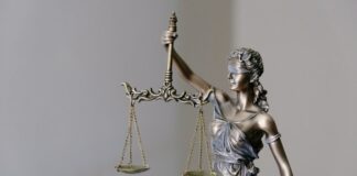 Codici: truffe online archiviate dalla Procura, consumatore senza difese Truffe online