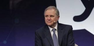 Visco: “L’Europa deve trovare ruolo geopolitico non subordinato, non è una mission impossible”