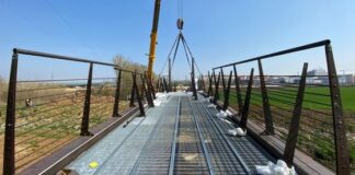 Nuova ciclabile lungo strada di Carpaneda a Vicenza, inaugurato il ponte ciclabile