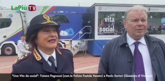 “Una vita da social” a Vicenza in piazza Esedra: Tiziana Pagnozzi (com.te Polizia Postale Veneto) e Paolo Sartori (Questore Vicenza) Una vita da social: a Vicenza in piazza Esedra con Tiziana Pagnozzi (com.te Polizia Postale Veneto) e Paolo Sartori (Questore Vicenza)