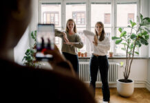 I governi di tutto il mondo hanno deciso di vietare o limitare TikTok per questioni legate alla sicurezza tiktok