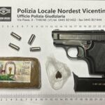 Zugliano, minorenne denunciato dalla Polizia Locale Nordest Vicentino per possesso di un etto di hashish e di scacciacani senza tappo rosso zugliano