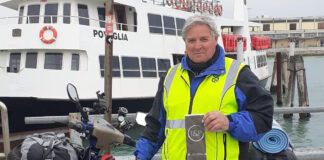 Claudio Zarantonello, ex camionista di Quinto Vicentino. Io: 12mila chilometri in Vespa da Venezia a Dakar Claudio Zarantonello